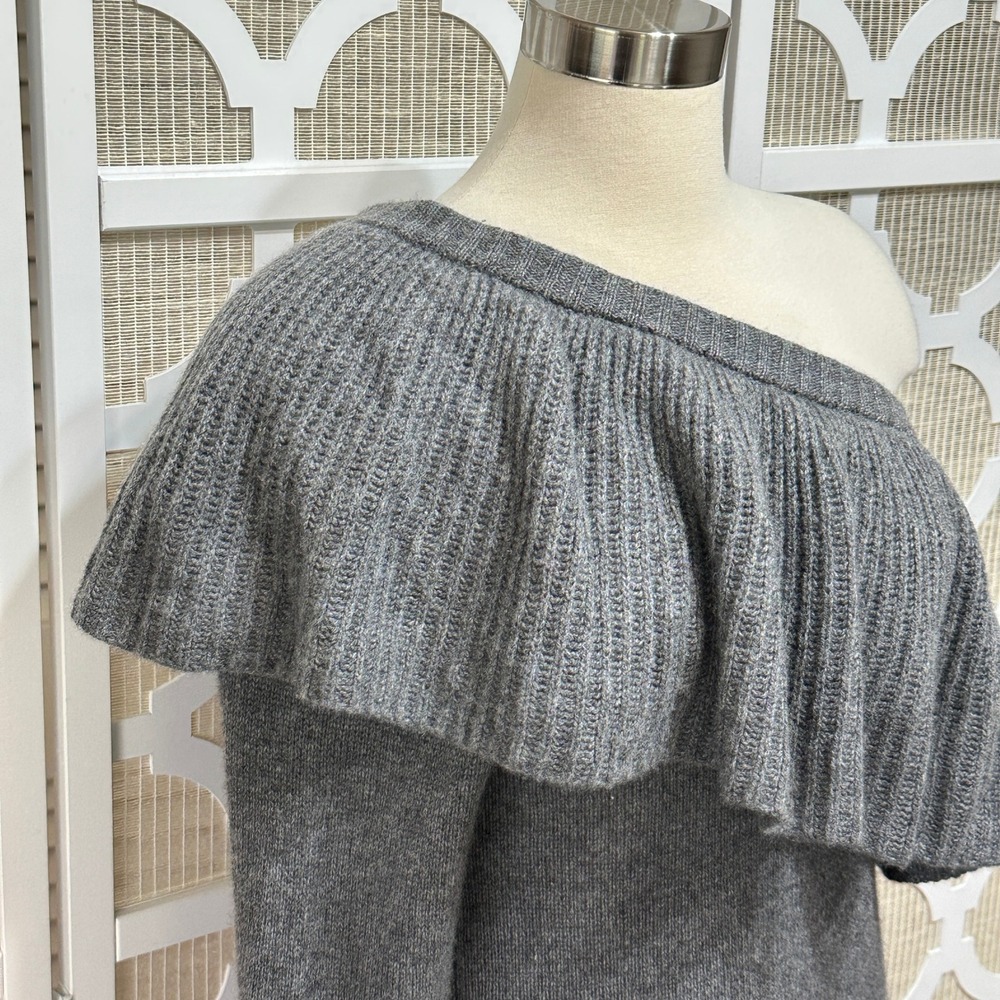 Off-the-Shoulder Ruffle Sweater - Gray - Picture 4 of 10